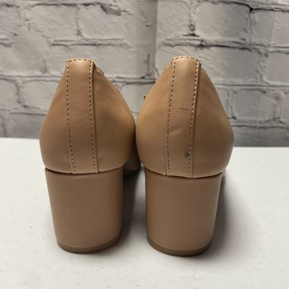 Torrid Nude Scallop Block Heel Size 7W - Picture 4 of 9